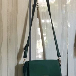 Lino Perros Green Sling Bag