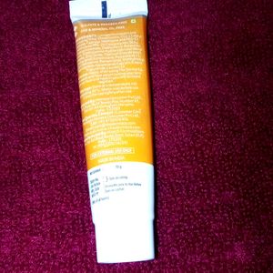 The derma Co Ultra Matte Sunscreen Gel