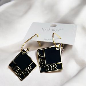 Anti-tarnish black earrings