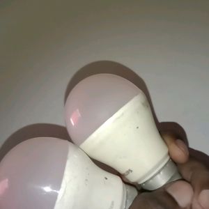 2 Philips Bulb