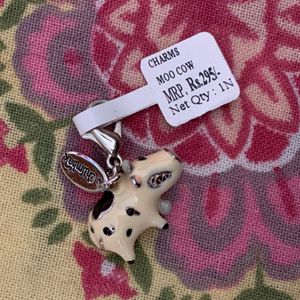 Chumbak Charm