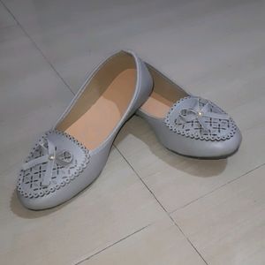 Women Flat Pump Shoes