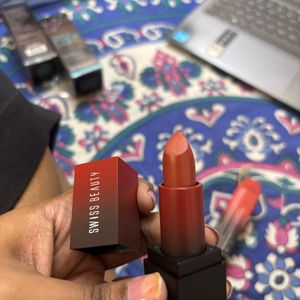 Swiss Beauty peach Day Lipstick