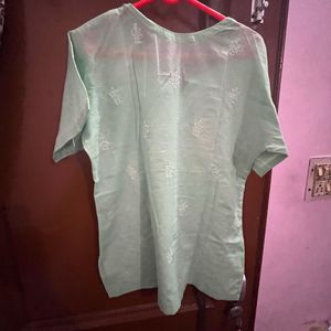 Short Chikankaari Top