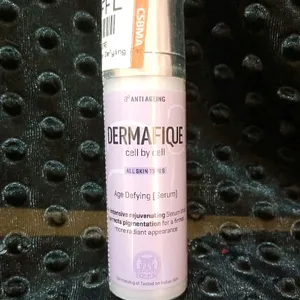 Dermafique Age Defying Face Serum with Vitamin E