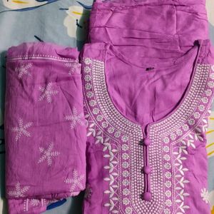 beautiful chicken curry kurti pant Dupatta set