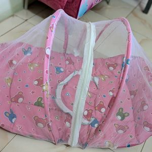 Bedding Set With Mosquito Net