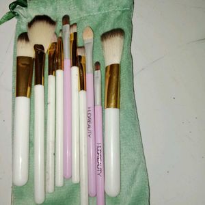 Makeup Brushes