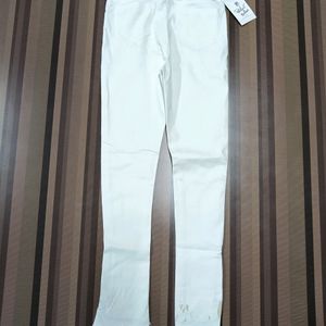 W-15 Size-28 Slim Fit Women Denim Jeans