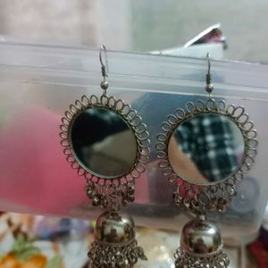 Earings