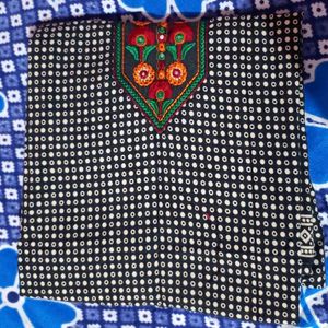 Women's Ethinic Kurti