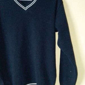 Cute Navy Blue sweatshirt