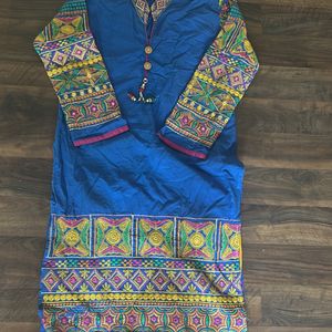 Beautiful Kurti With Leggings Designer