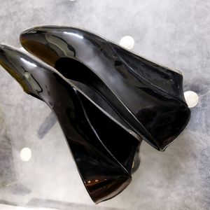 Stylish Black Color Partywear Footwear