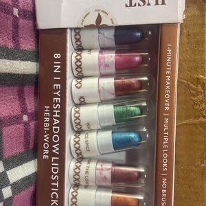 Just Herbs 8 In 1 Eyeshadow Lid sticks