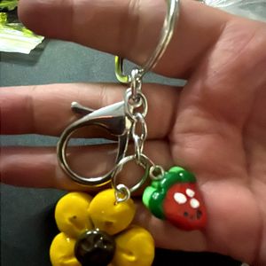 Daisy Flower And Strawberry Keychain