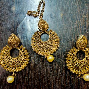 Earring with Mangtika