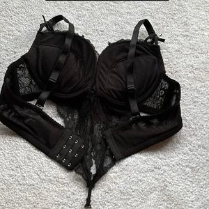 Sale‼️Buy1Get1‼️Black Pushup Bra 🖤