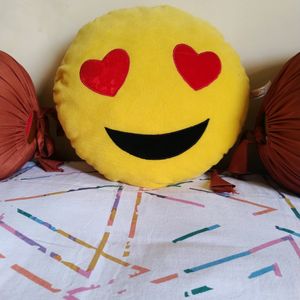 Heart Smiley 😍 pillow