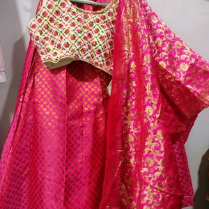 Banarasi Lehnga Choli With Dupatta