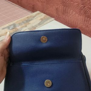 Sling Bag Cum Handbag