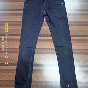 (N-46) 28 Size Slim Fit Denim Jeans