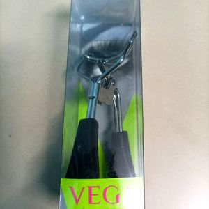 Premium Eyelash Curler From Vega