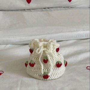 Cute Crochet Pouch!