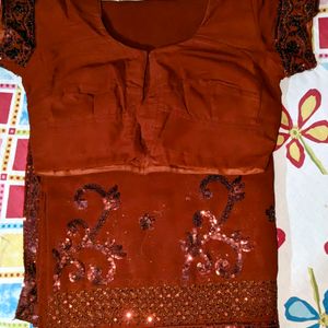 Fancy Maroon Saree With Readymade Blouse Piece