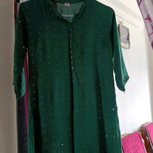 Green Kurti