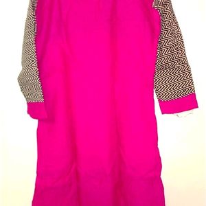 🎉OFFER ‼️Pink check Straight kurti ‼️