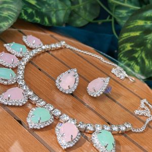 Pastel Shades Ad Necklace