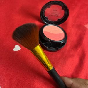 VoV Blusher With Brush