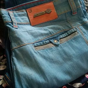 New Jeans Never Used With Flaws