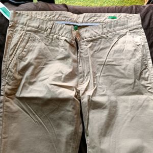 Tan UCB Cargos