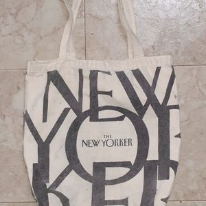 Tote bag