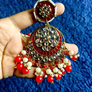 Red Chandbalis