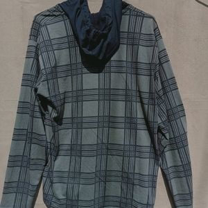 Lewel Men Checkered Hooded Shirt