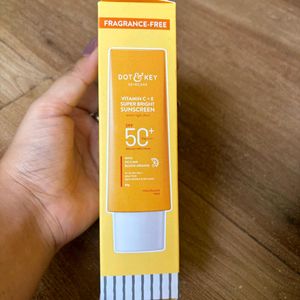 SALE ✅ VIT C + E Sunscreen From DOT & KEY!