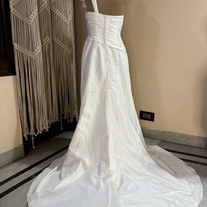 White One Shoulder Light Weight Gown