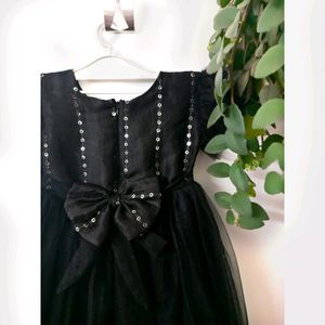 MIDNIGHT BLACK TULLE GATHERED DRESS