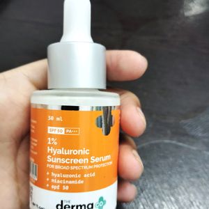 1% Hyaluronic Acid Sunscreen Serum with SPF 50