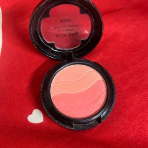 VoV Blusher With Brush