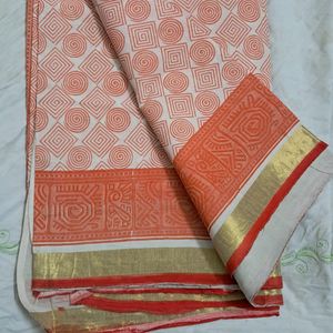 Brick Red & White Saree Print Pattern