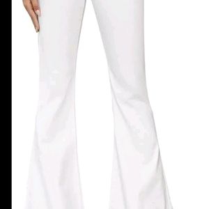 Bell bottom White Jean (NEW)