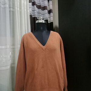 V-neck Knitted Sweatshirt