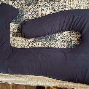 Pregnancy pillow