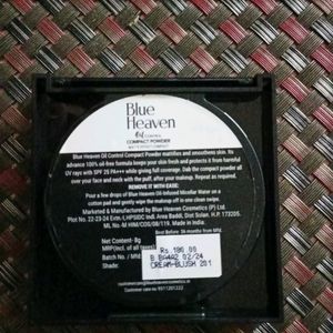 Blue Heaven Oil Free Compact Powder