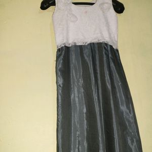 Gown White &Grey