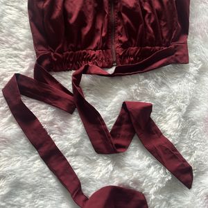 stunning wine criss crop top